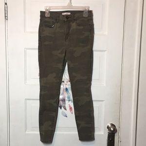 SO high rise camouflage jegging